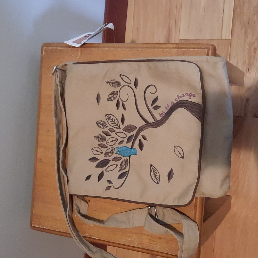 Global change tote